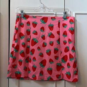 strawberry skirt 🍓